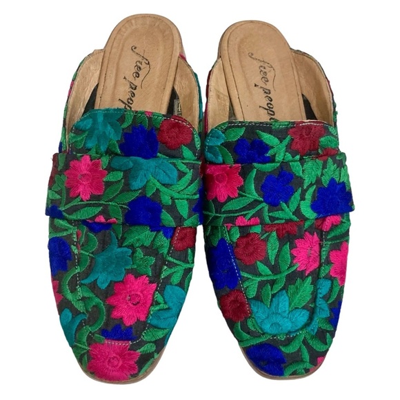 FREE PEOPLE At Ease Embroidered Brocade Slip On Flat Loafer Mules - Picture 6 of 15